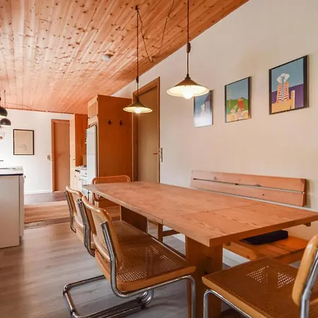 Дом отдыха 3 Bedroom Stunning In