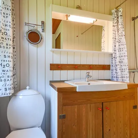 3 Bedroom Stunning In Дом отдыха Toftlund